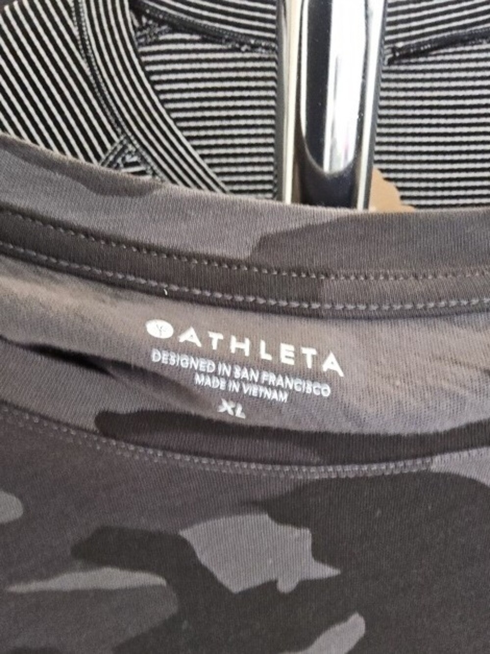 Athleta Women's Black and Gray Camo Tee - Picture 3 of 3